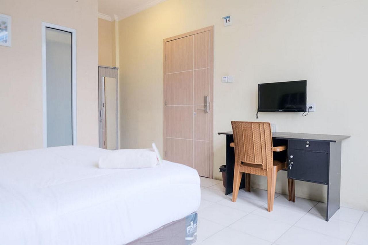 Urbanview Hotel Ta Ke Jelutung Puncak Jambi Extérieur photo